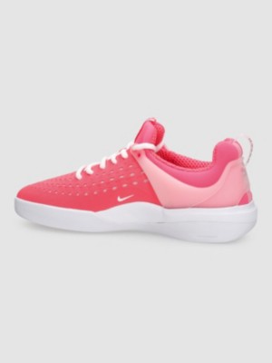 Pink shop nyjah shoes